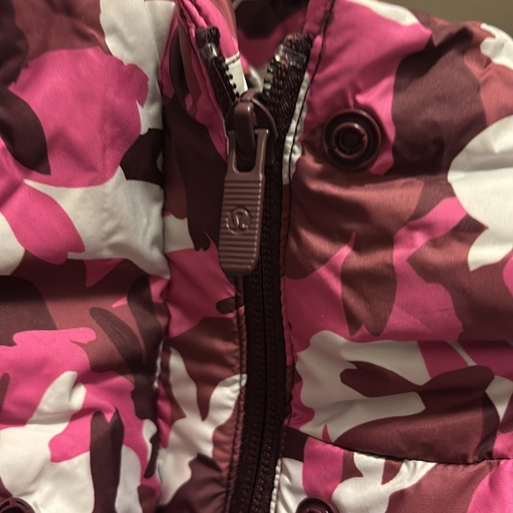 Lululemon Pink and Brown Camouflage Puffer Vest - Picture 4 of 6